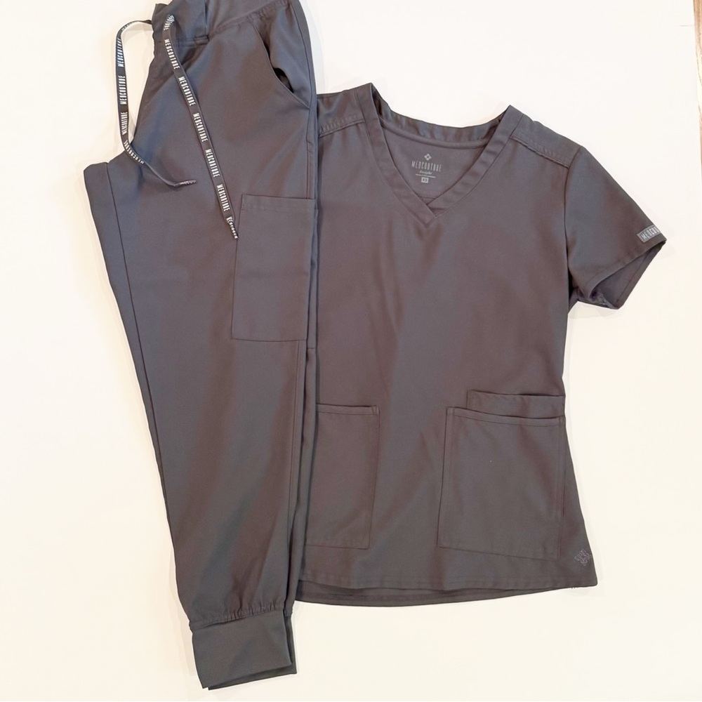 Med Couture XS Insight Pewter Jogger Scrub Set - Picture 13 of 15